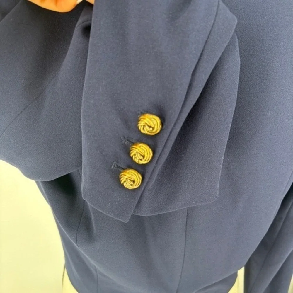 Aqua brand size